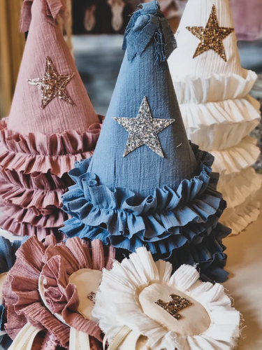 Ruffle Party Hat & Wand